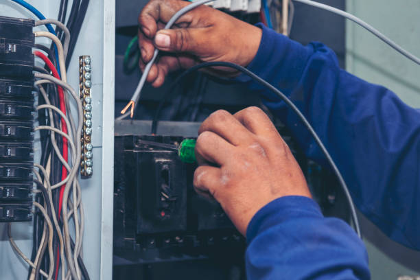 Best Affordable Emergency Electrician  in Glenvar Heights, FL